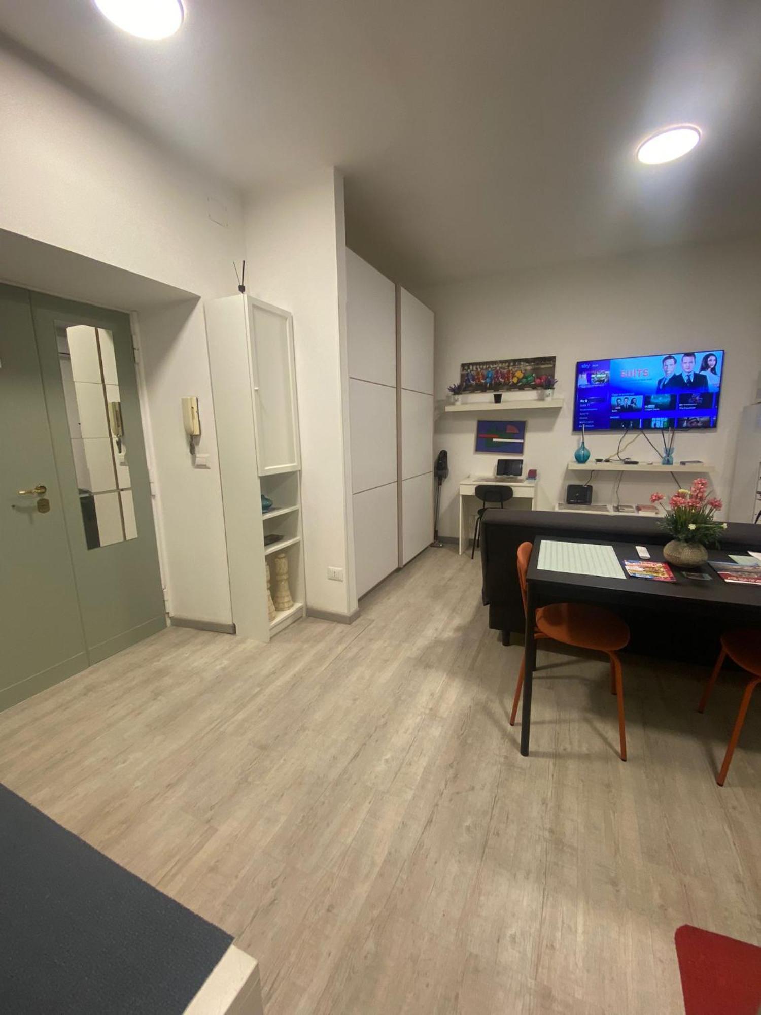 Appartamento Monolocale Nel Corso Lido di Ostia Esterno foto